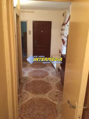 apartament-3-camere-decomandat-de-vanzare-cetate-alba-iulia-7
